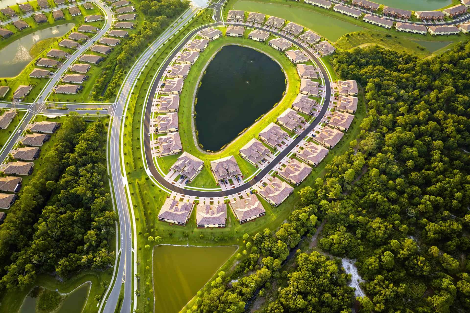 How Do Realtors Determine the Market Value of a Property